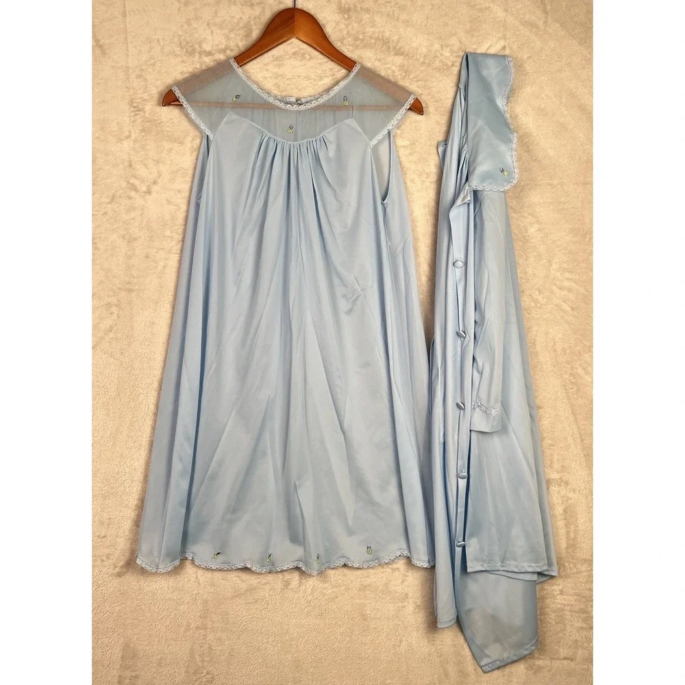 Vintage Henson Kickernick Gown Robe Blue Lace Embroidered Floral Small Petite